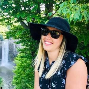 Meet your Posher, Stephanie